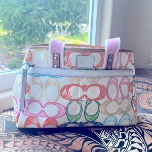 Coach Hampton Signature Scribble bag